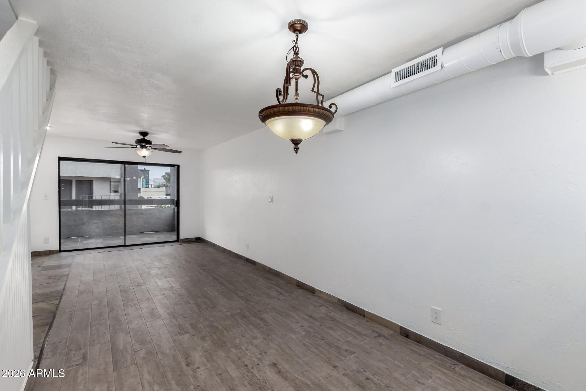 1215 E LEMON Street 208