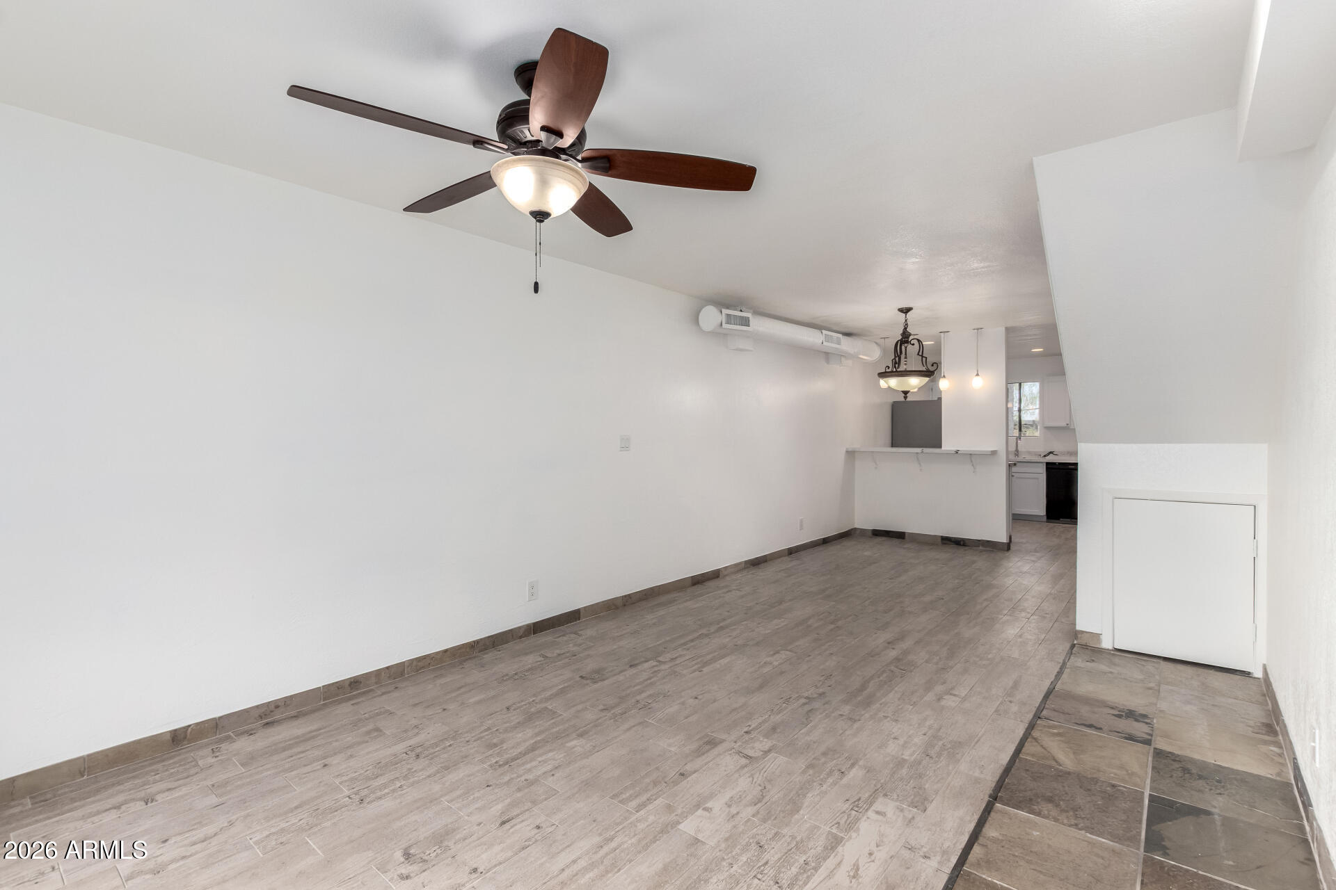 1215 E LEMON Street 208