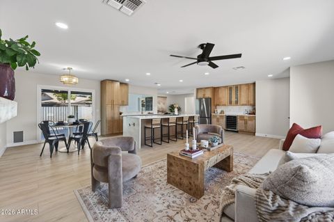 2067 E GEMINI Drive Tempe AZ 85283