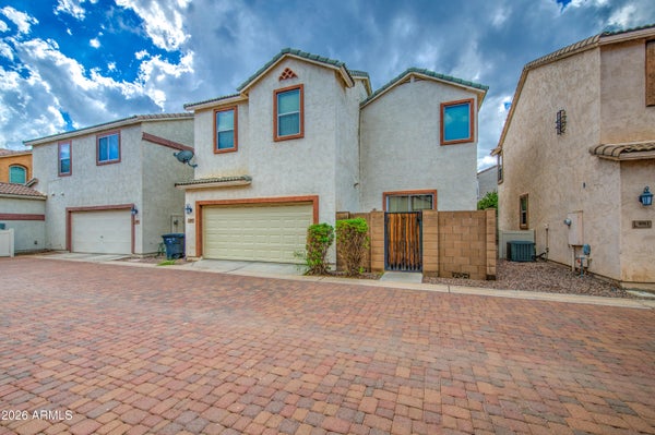 4063 E MILKY WAY, GILBERT, AZ 85295 - Image 765ffe11ef074cee8f4e7dac375bb68c/2496297582