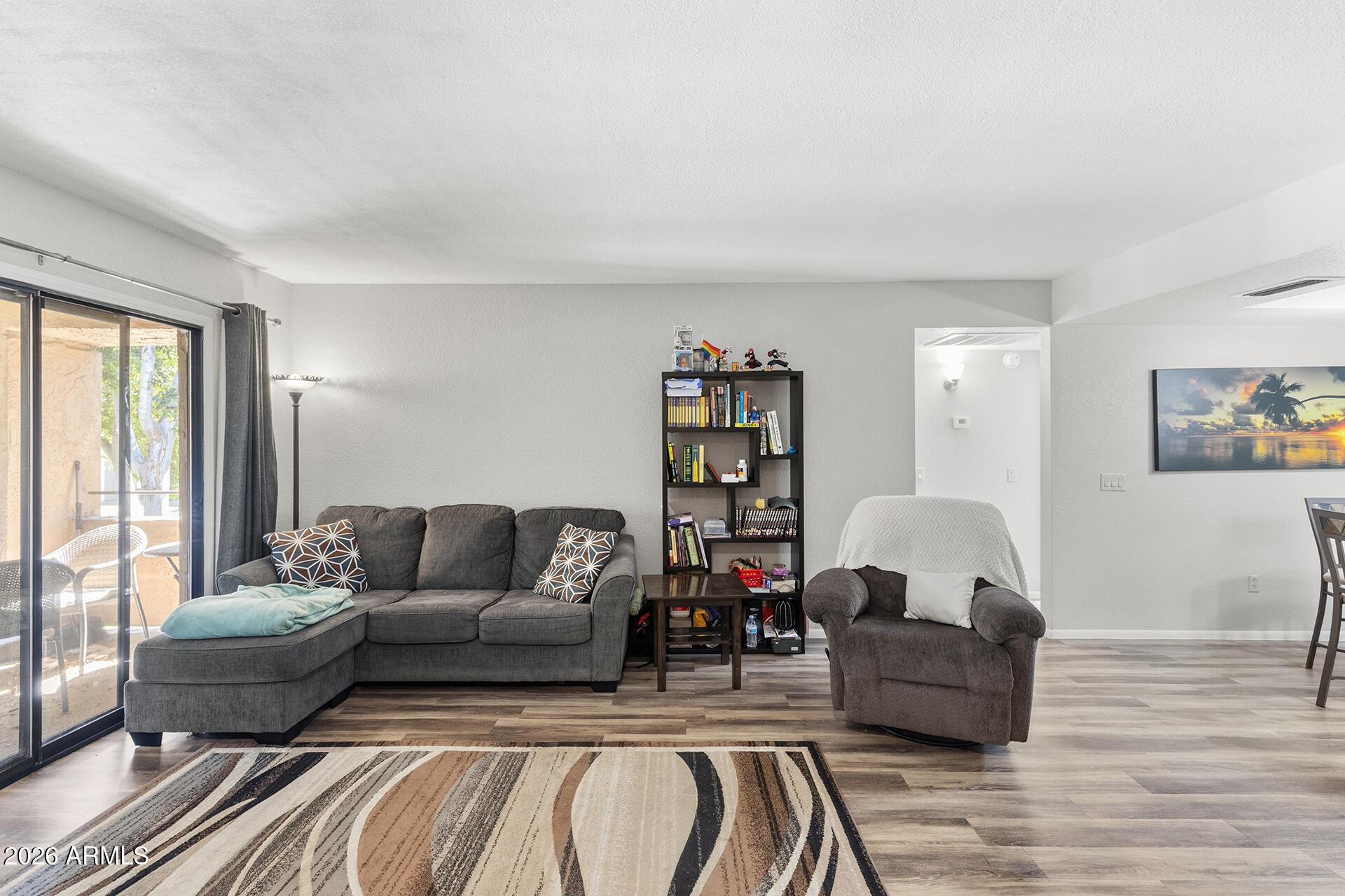 2146 W ISABELLA Avenue 215