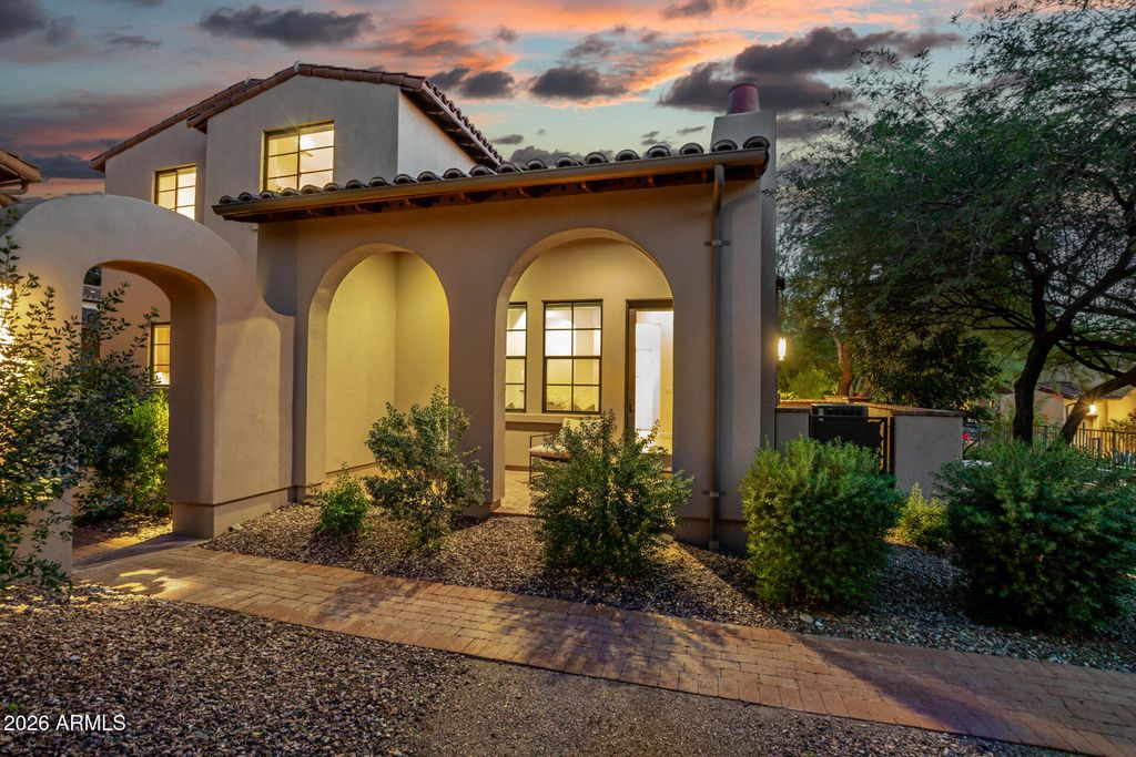 Photo of 18650 N Thompson Peak Parkway #1027, Scottsdale, AZ 85255 (MLS # 6965580)