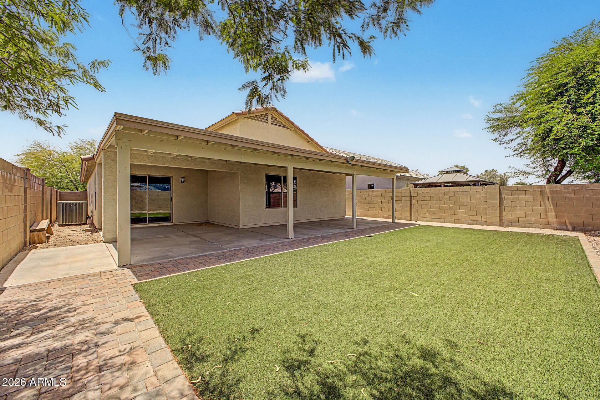 10232 W PRESTON Lane