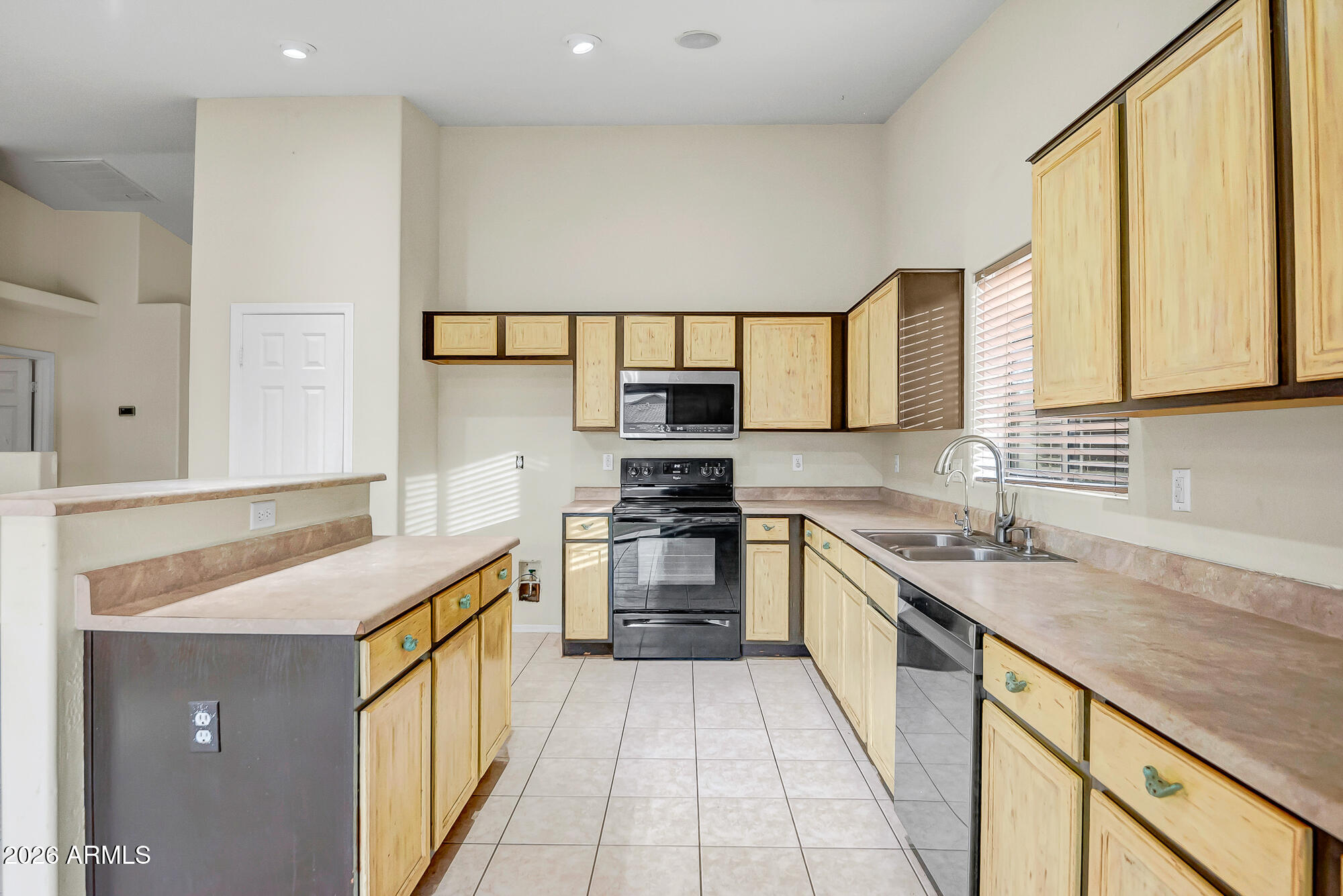 17189 W WATKINS Street