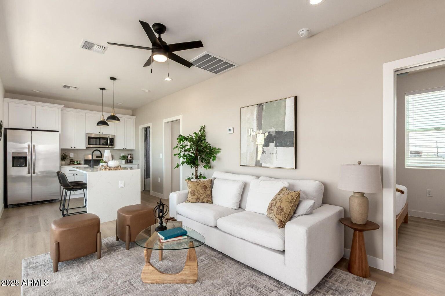 1508 W SHERMAN Street B