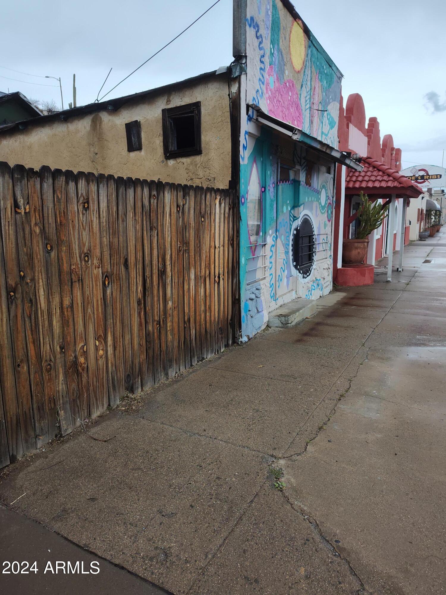 728 W SULLIVAN Street