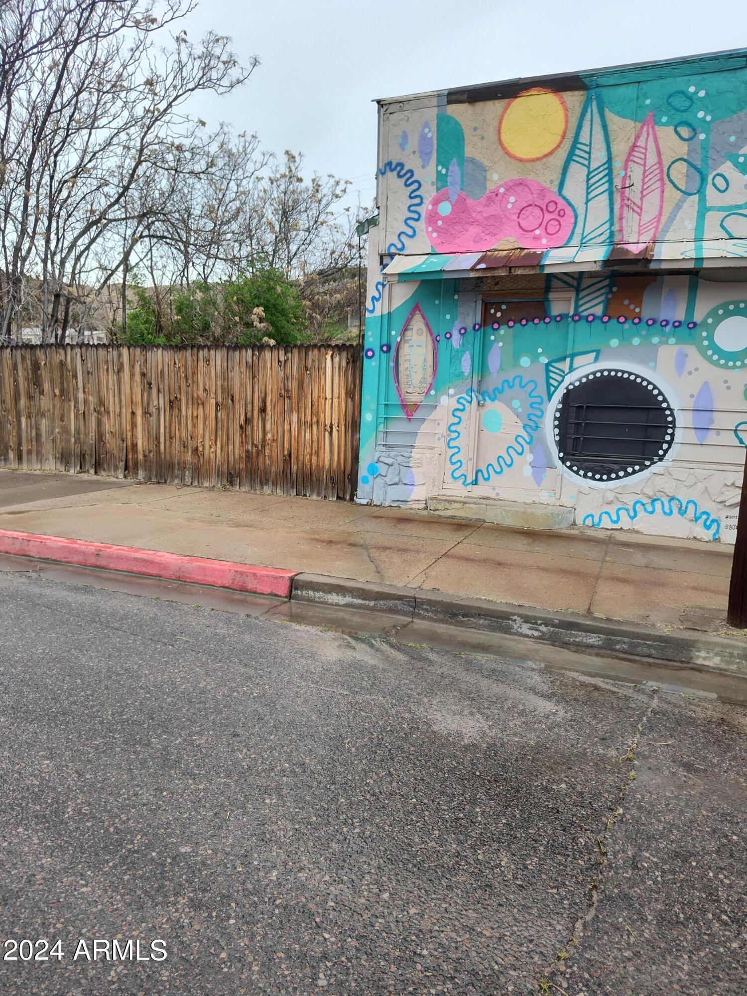 728 W SULLIVAN Street