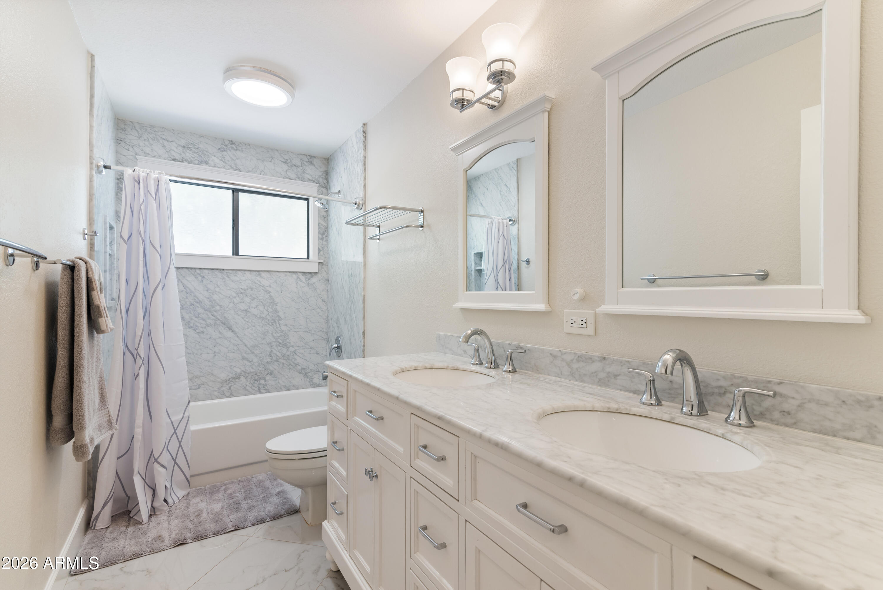 WARNER RANCH CROSSING - Residential