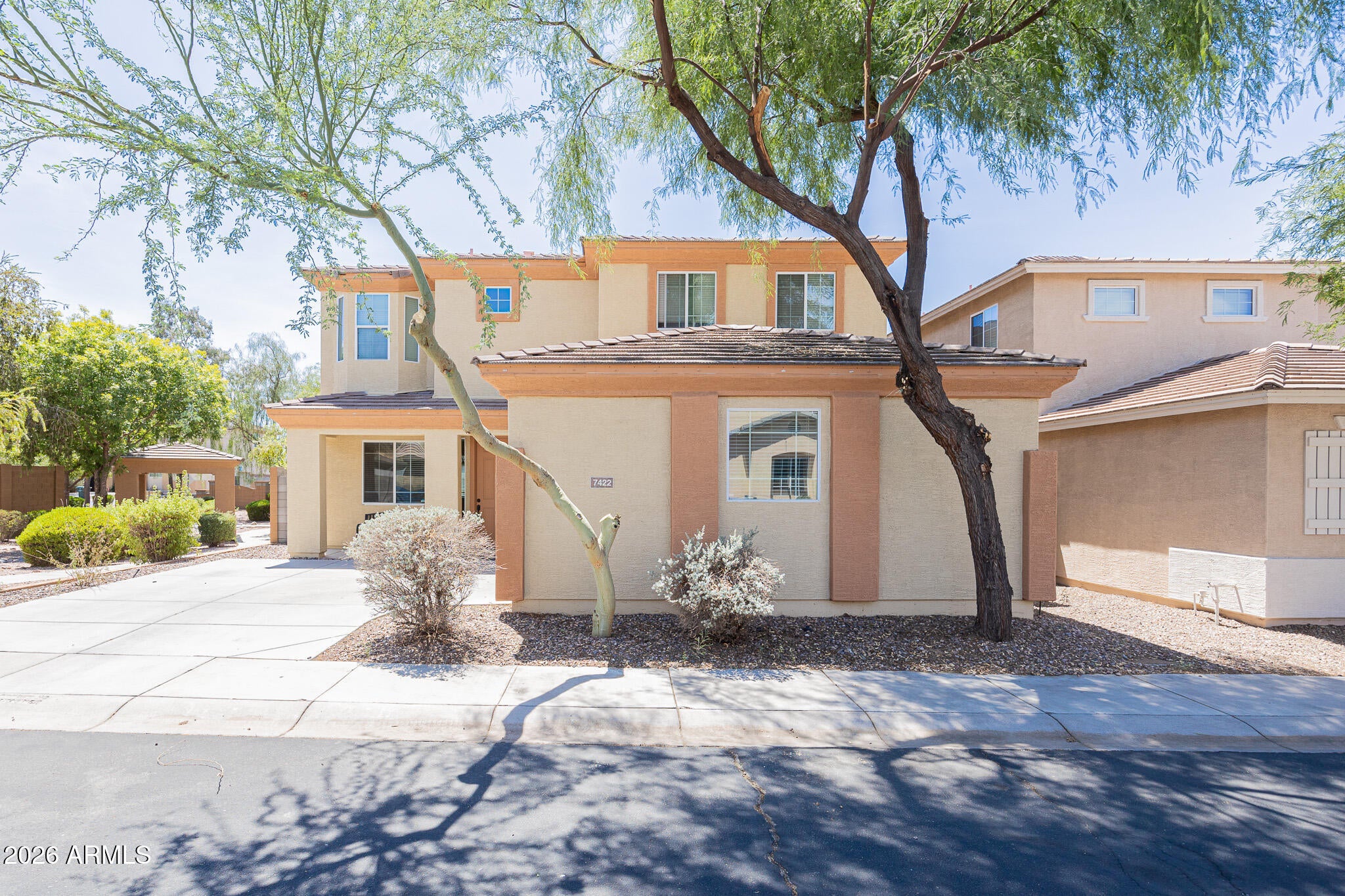 7422 S 27TH Way