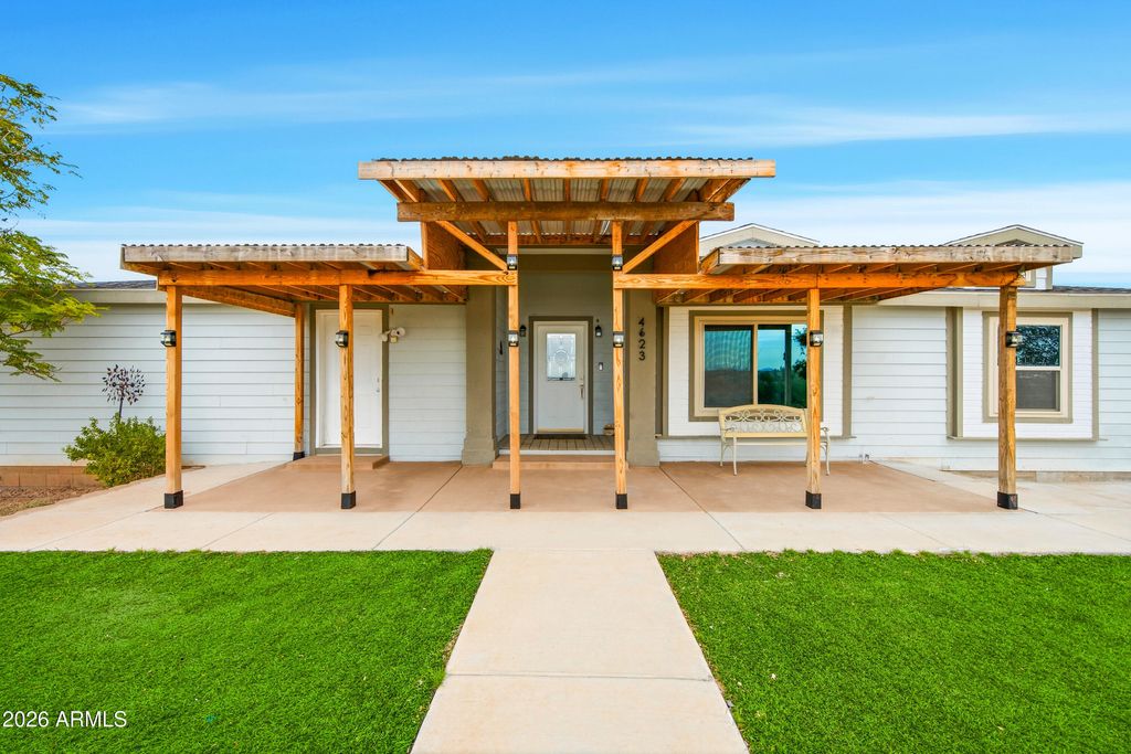 Photo of 4623 N 333rd Avenue, Tonopah, AZ 85354 (MLS # 7010323)