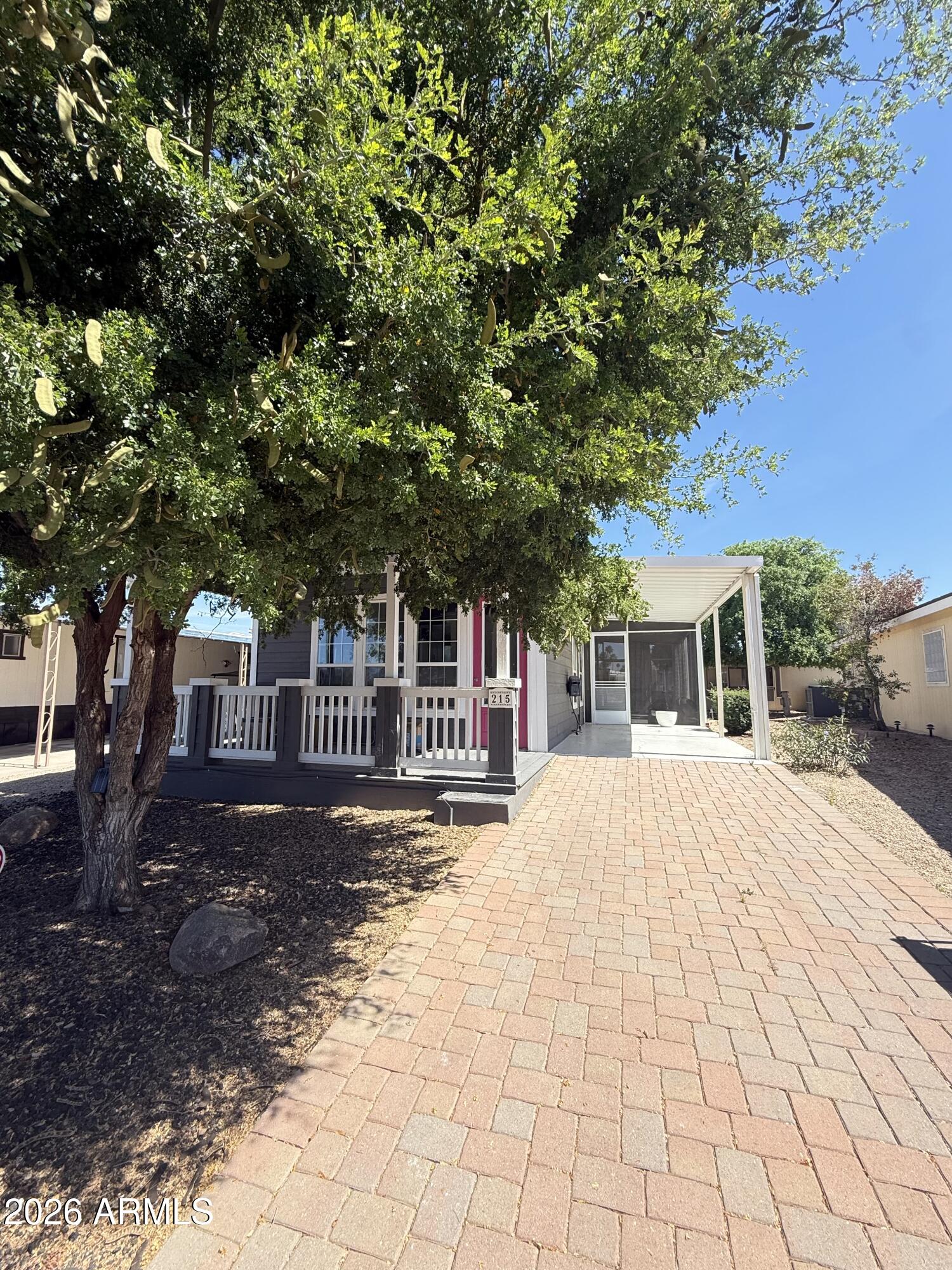 201 S GREENFIELD Road 215