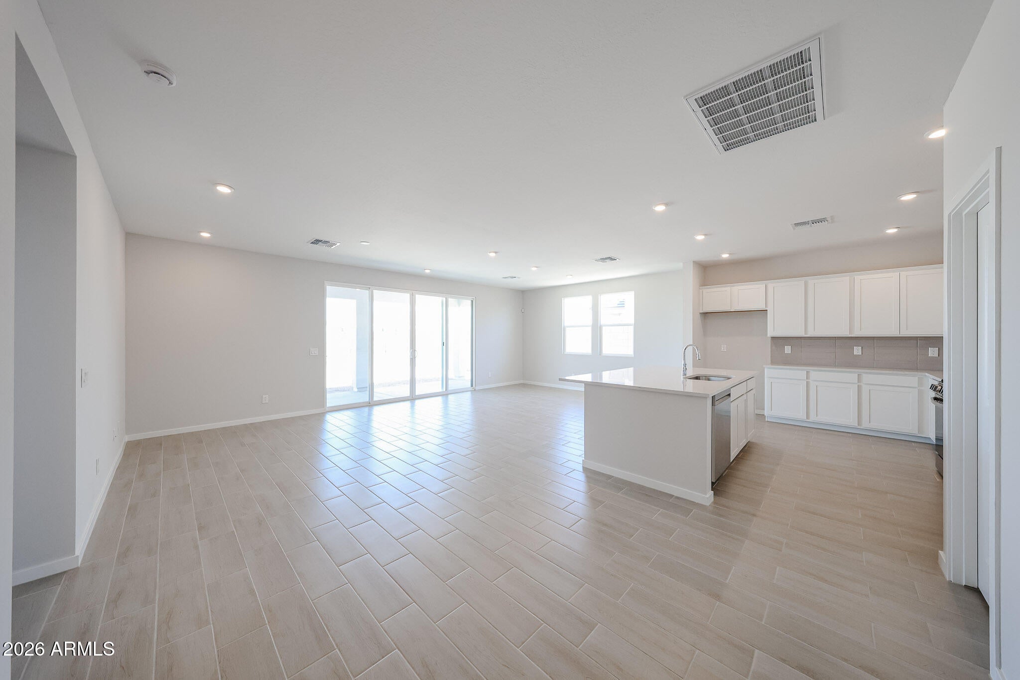 30104 W WINDROSE Drive