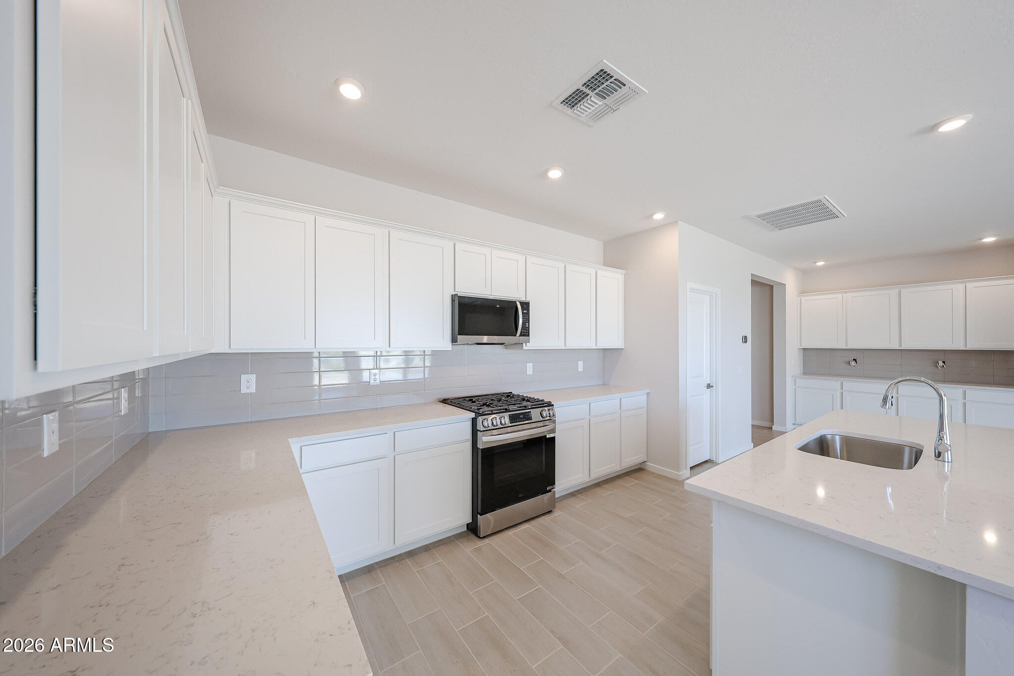 30104 W WINDROSE Drive