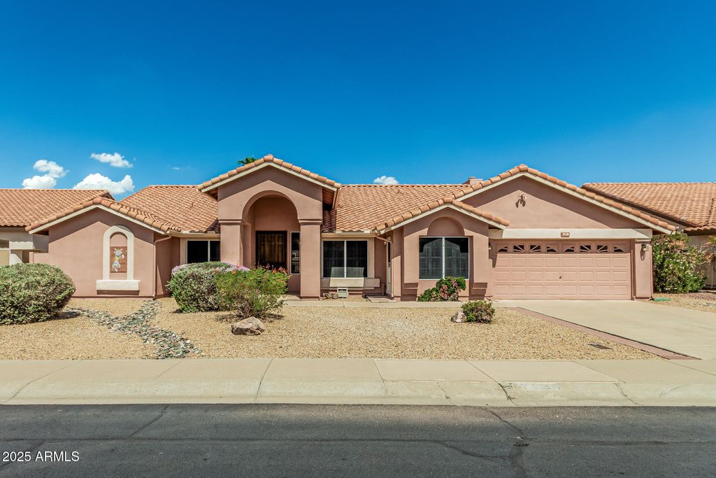 Photo of 7138 W Rue De Lamour, Peoria, AZ 85381 (MLS # 6917162)