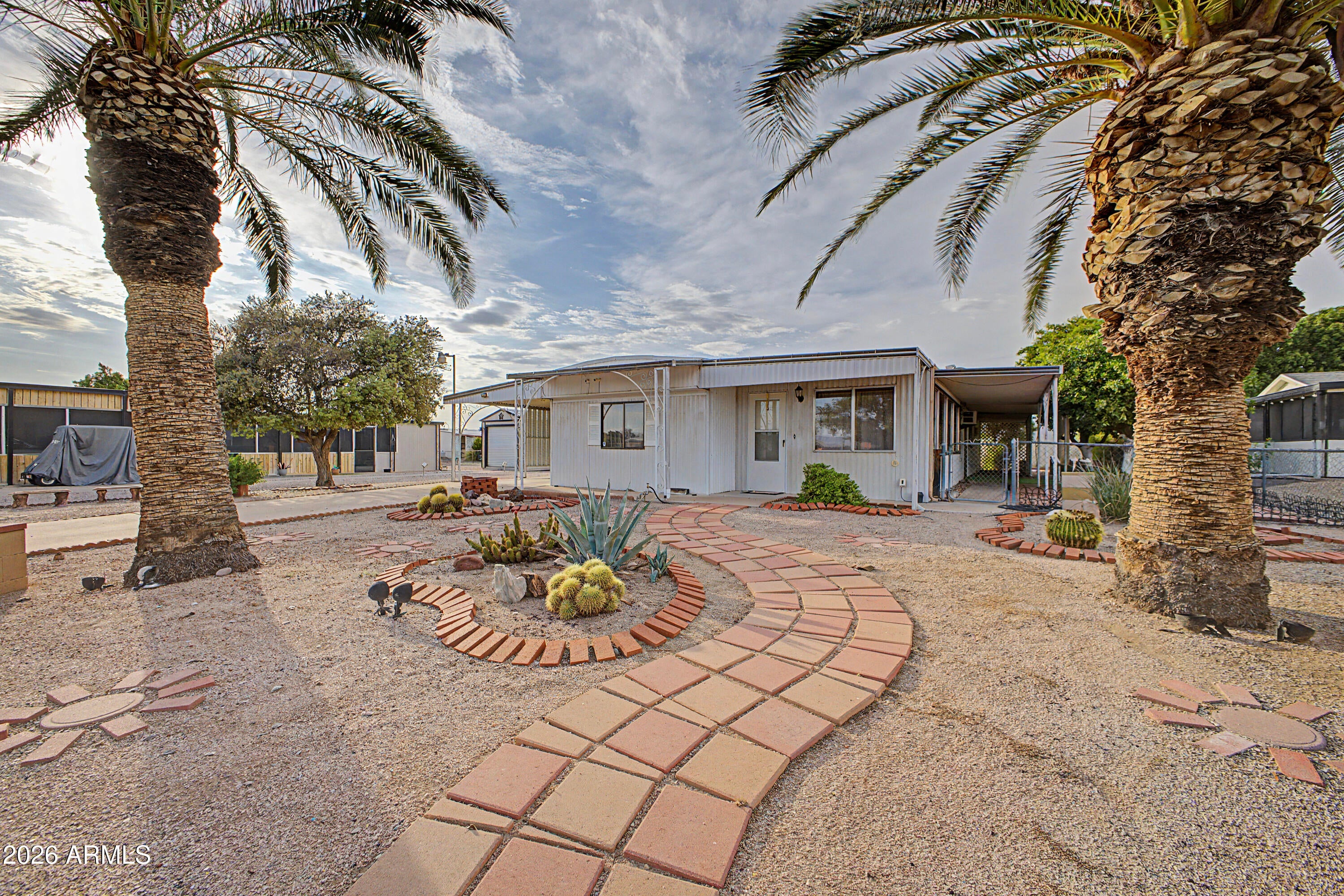 8646 E DULCIANA Avenue