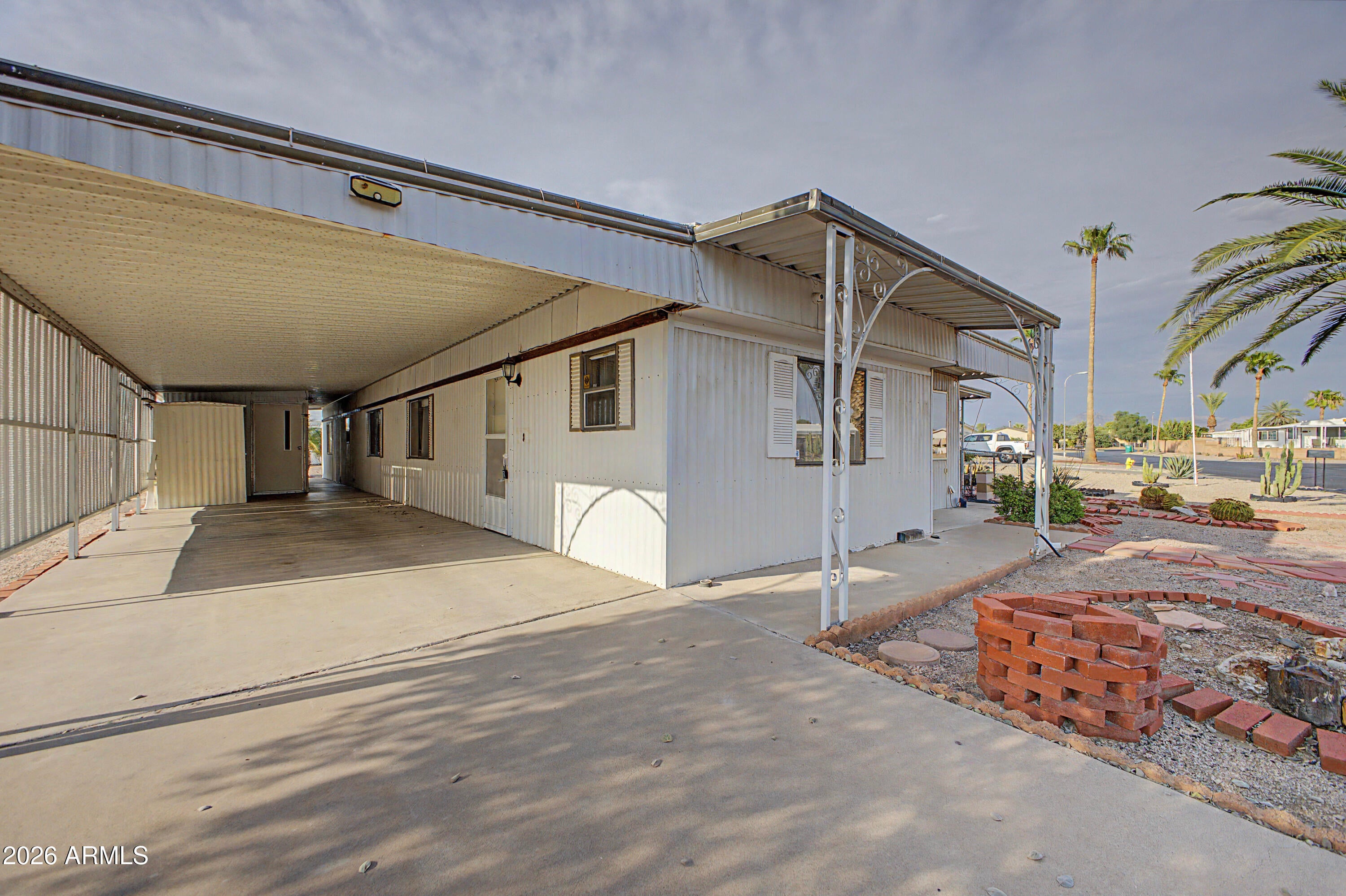 8646 E DULCIANA Avenue