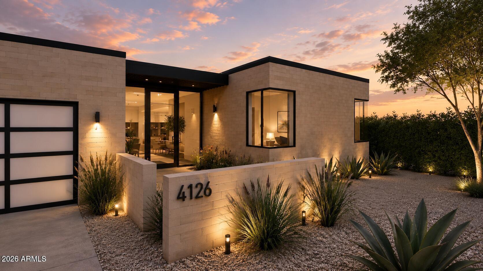4126 E SELLS Drive 106