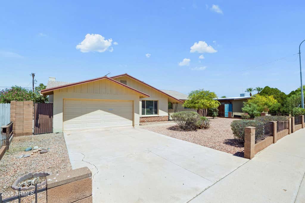 Photo of 1260 E Alameda Drive, Tempe, AZ 85282 (MLS # 7069939)