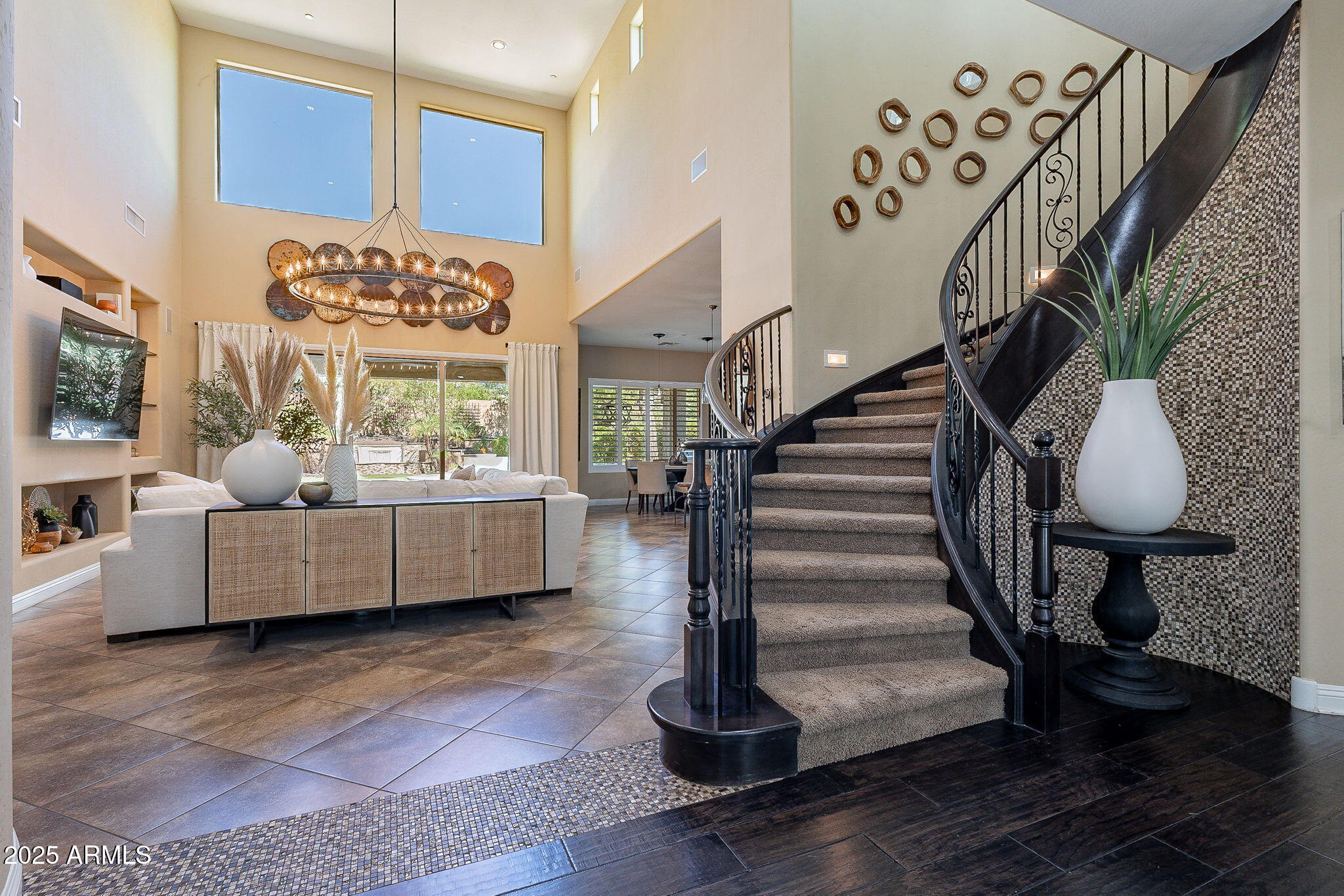 1618 W BLAYLOCK Drive