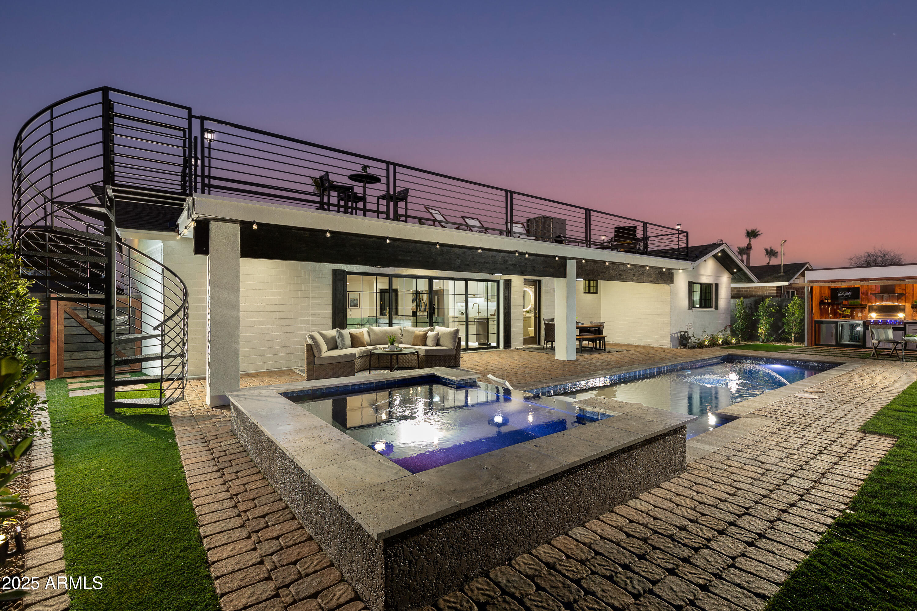 8443 E BONITA Drive