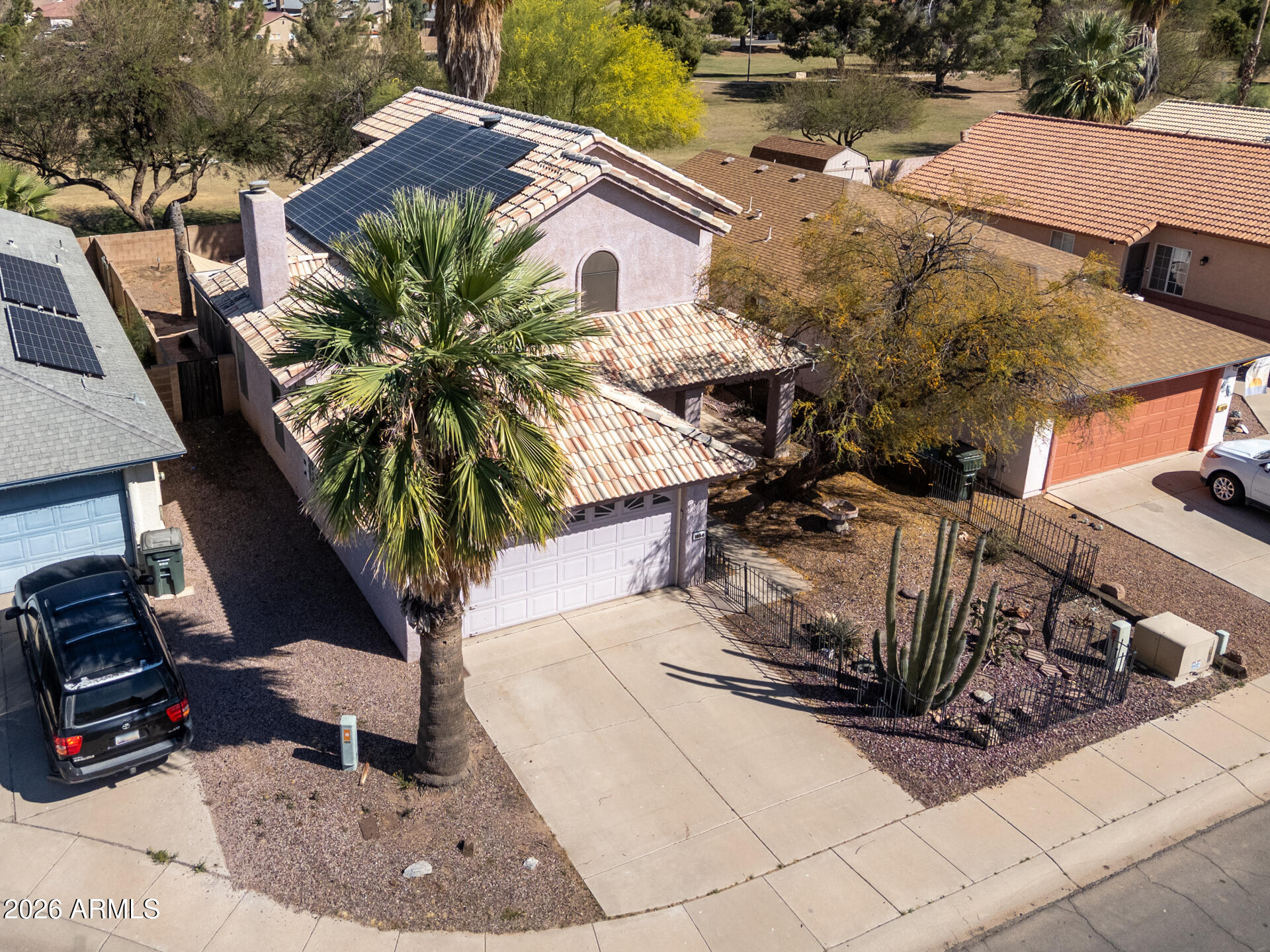 1854 N CENTER Avenue