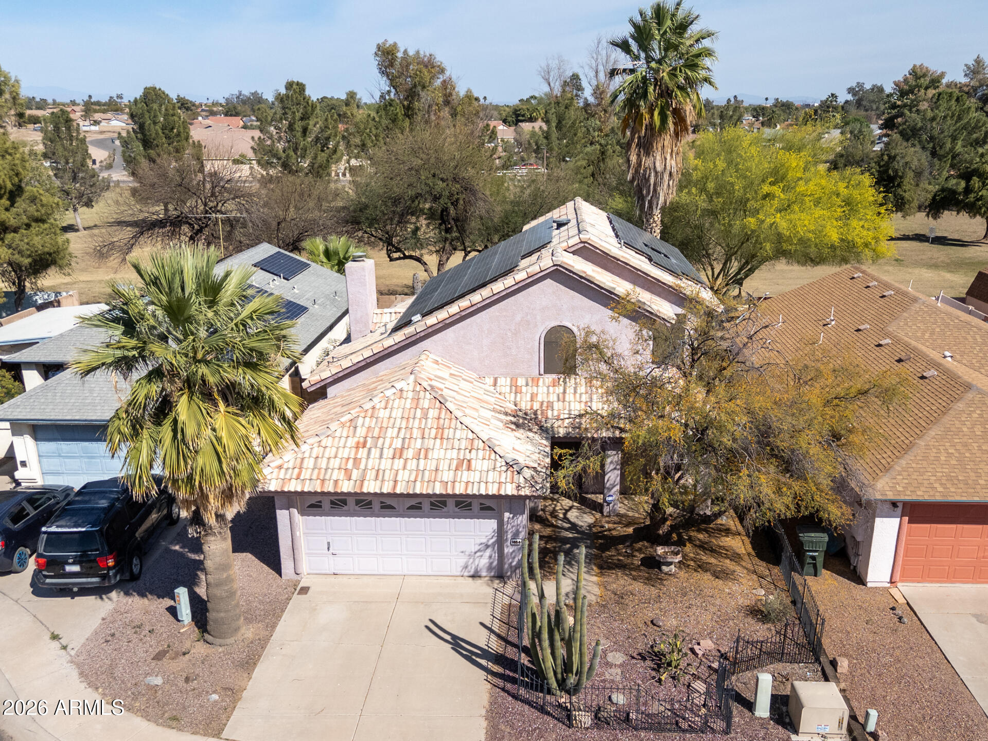 1854 N CENTER Avenue