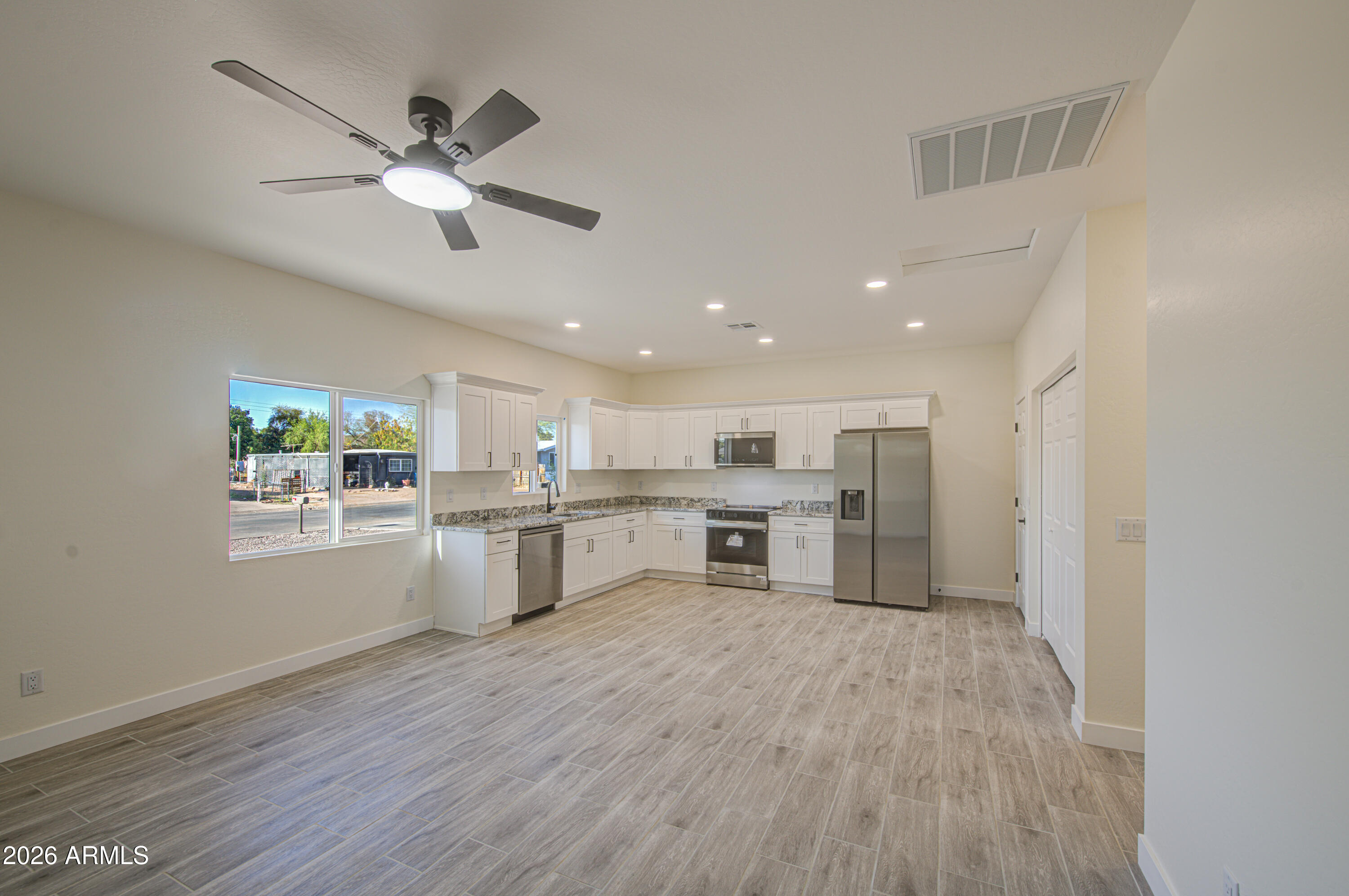 PALO VERDE MOBILE HOMES ESTATES - Residential Income