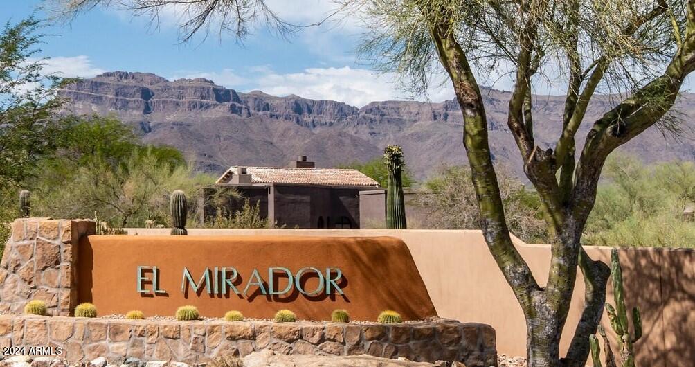 3811 S SUMMIT Trail 9