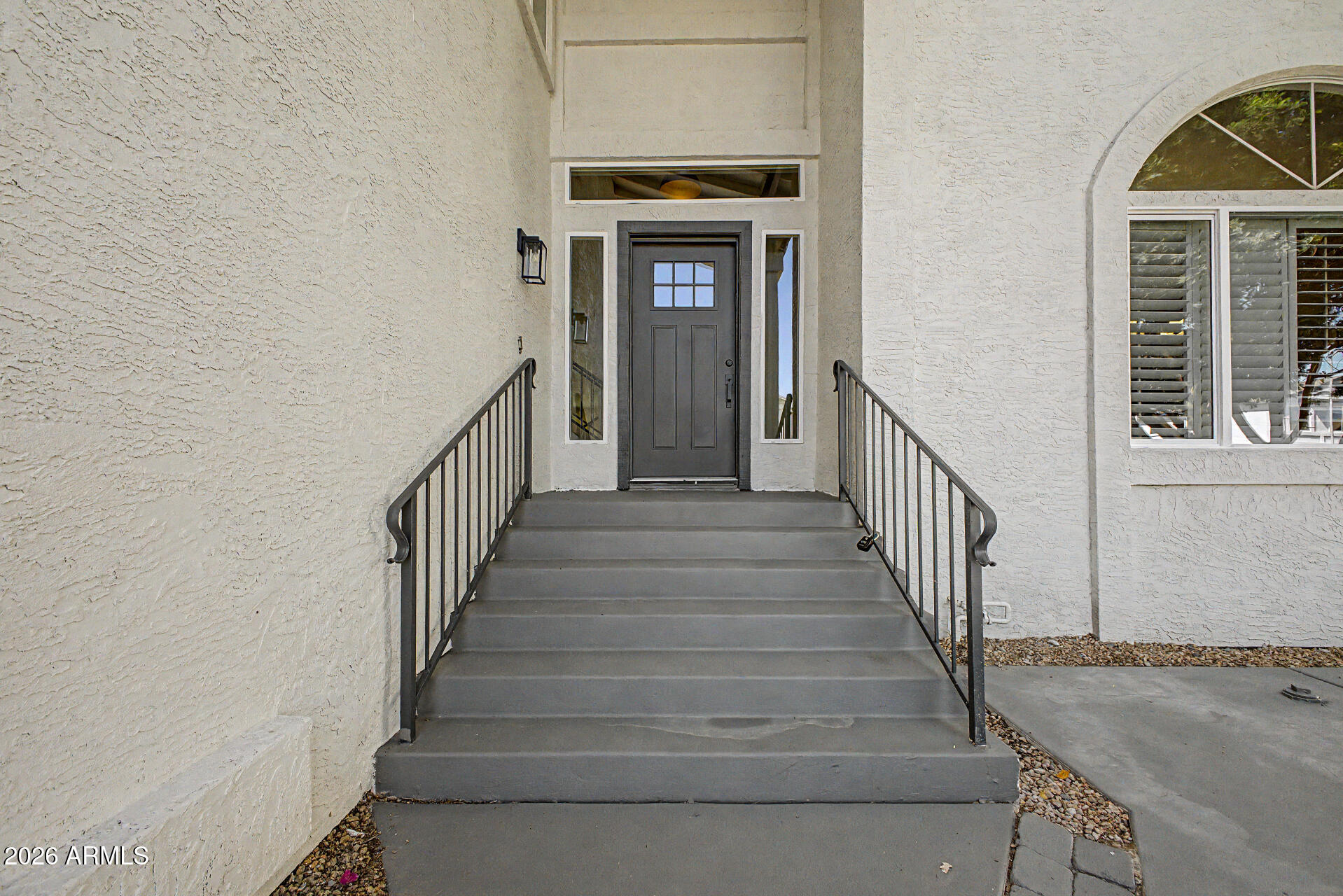8546 W PERSHING Avenue