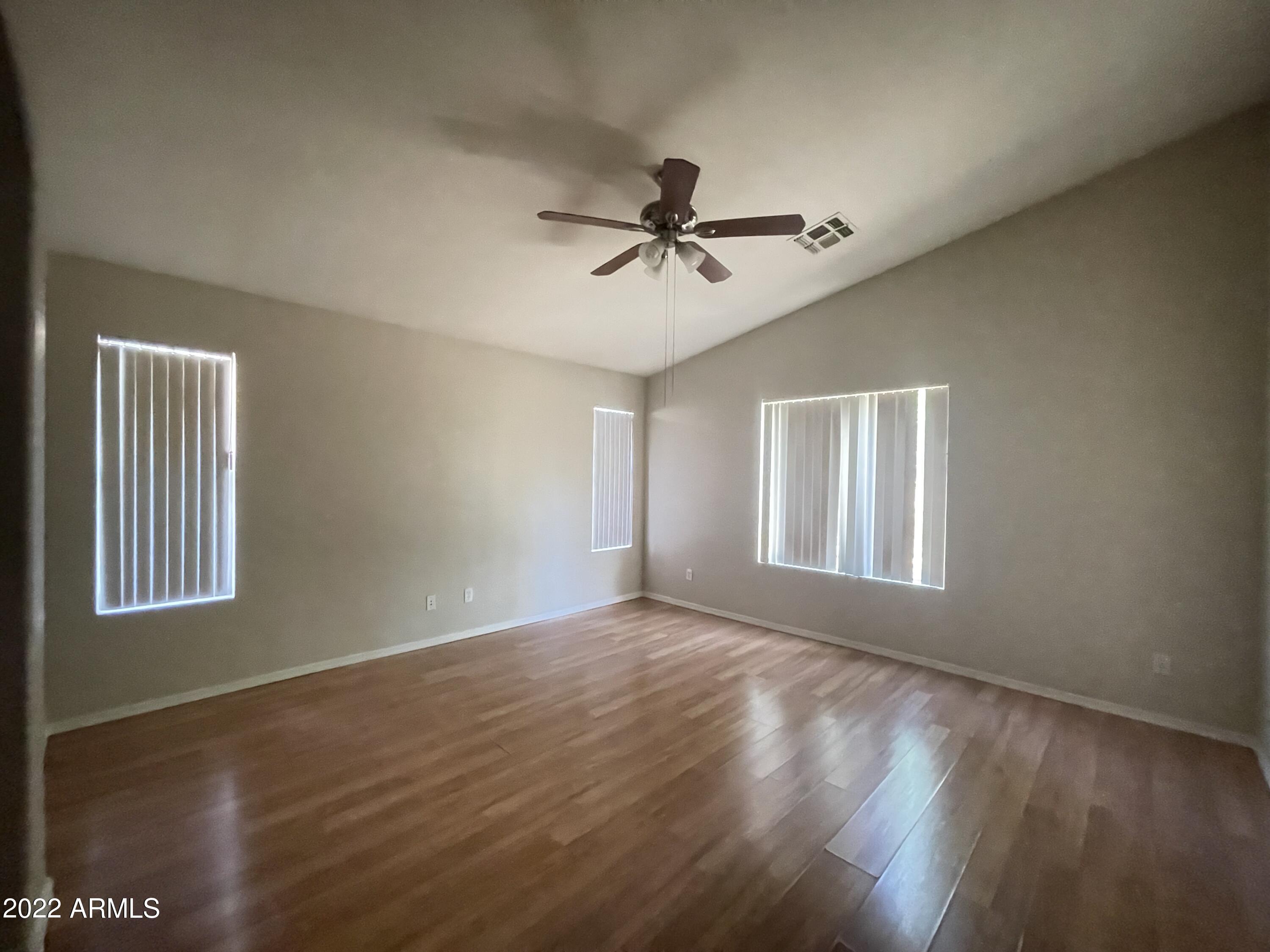 4004 S Summer Court