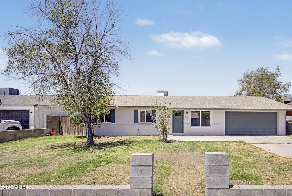 Photo of 3030 N 64th Drive, Phoenix, AZ 85033 (MLS # 7032475)