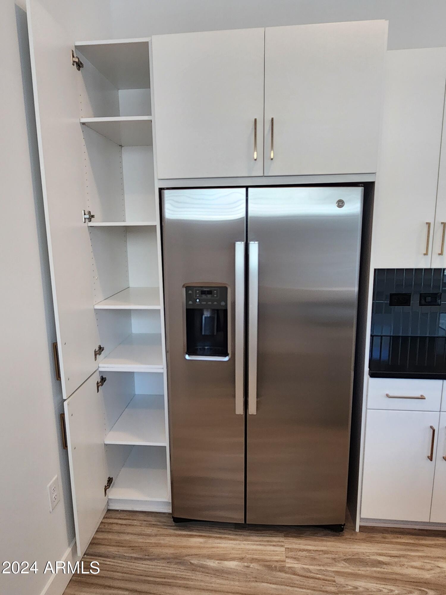 1727 E Pecos Road TH