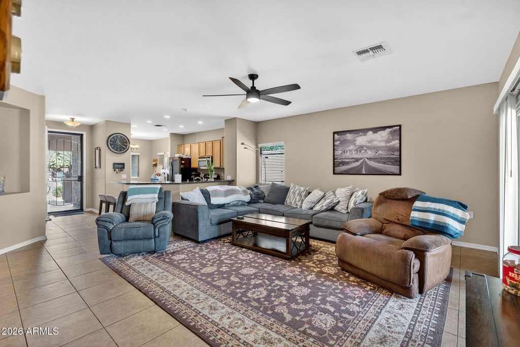 Photo of 40825 N Hemlock Street, San Tan Valley, AZ 85140 (MLS # 7001608)