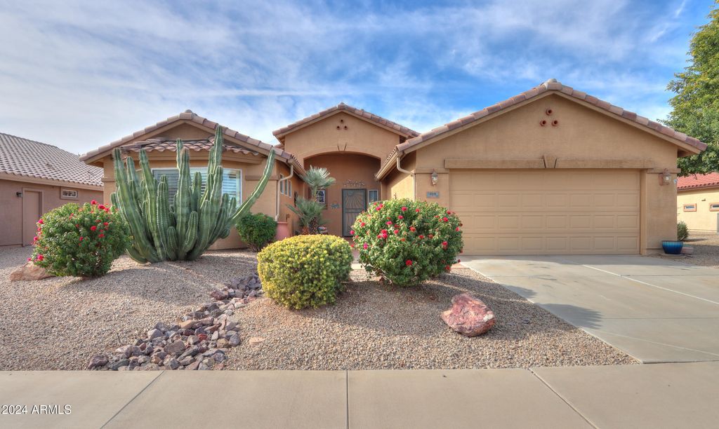 Photo of 109 S Agua Fria Lane, Casa Grande, AZ 85194 (MLS # 6916681)