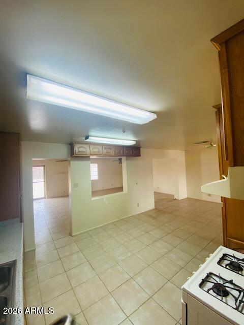 1706 S Parkside Drive