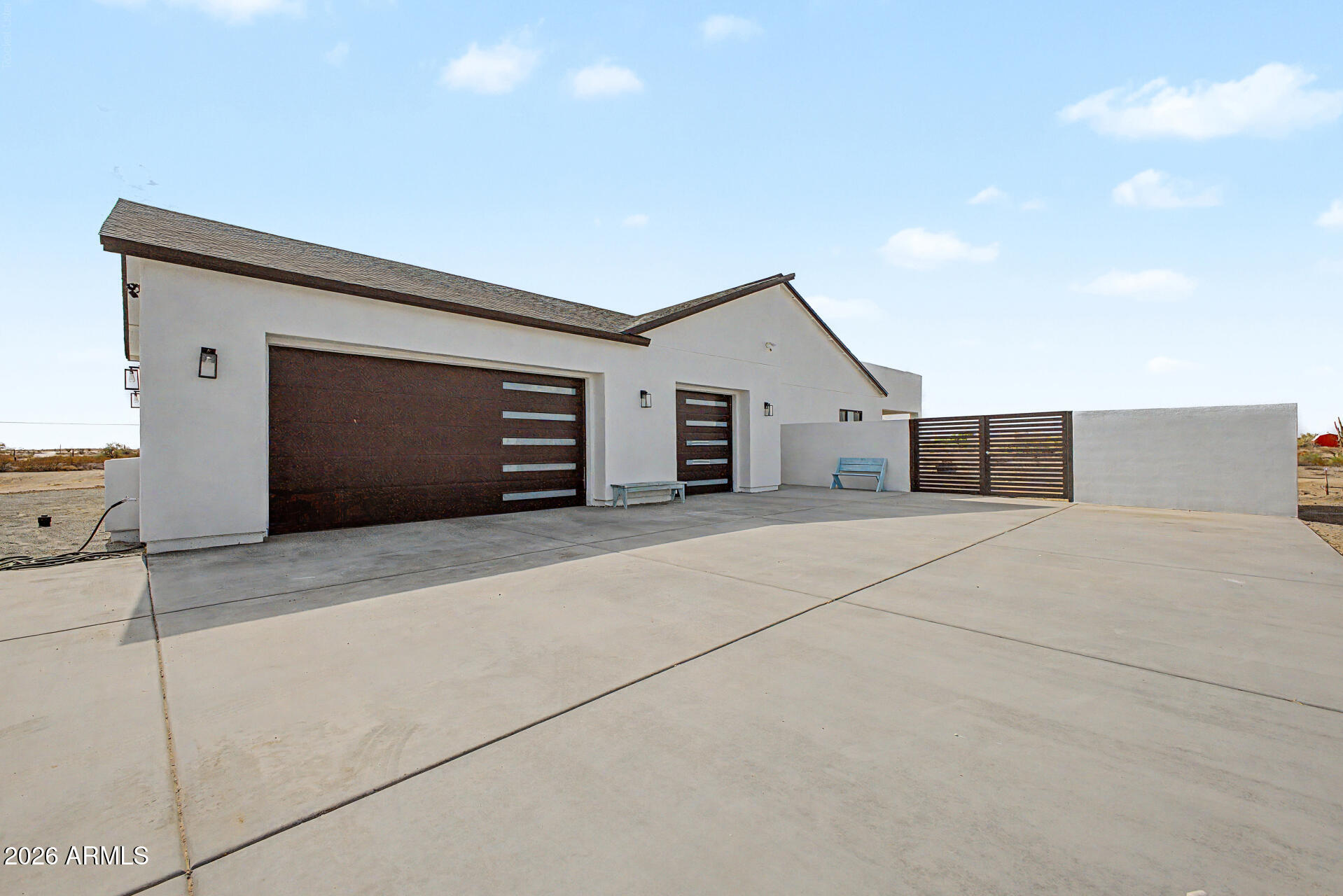 33634 W EARLL Drive