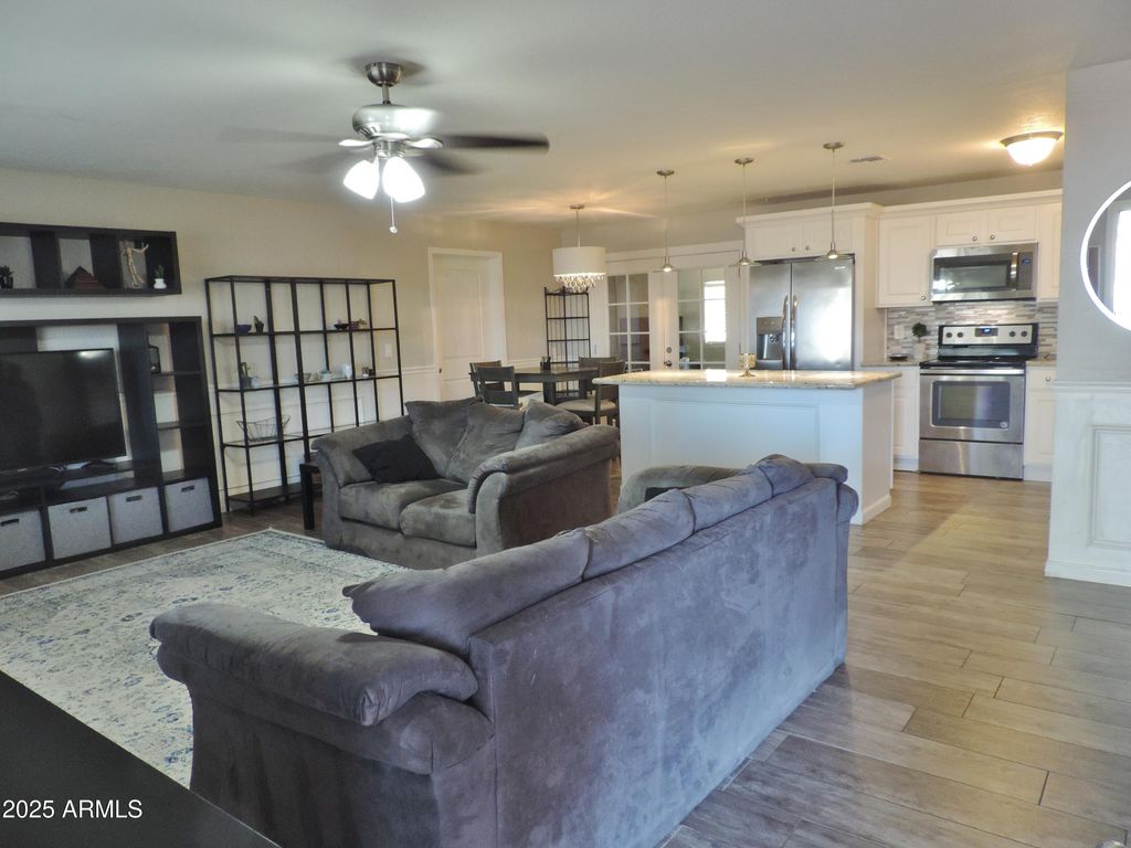 Photo of 764 N Thunderbird Drive, Apache Junction, AZ 85120 (MLS # 6919875)