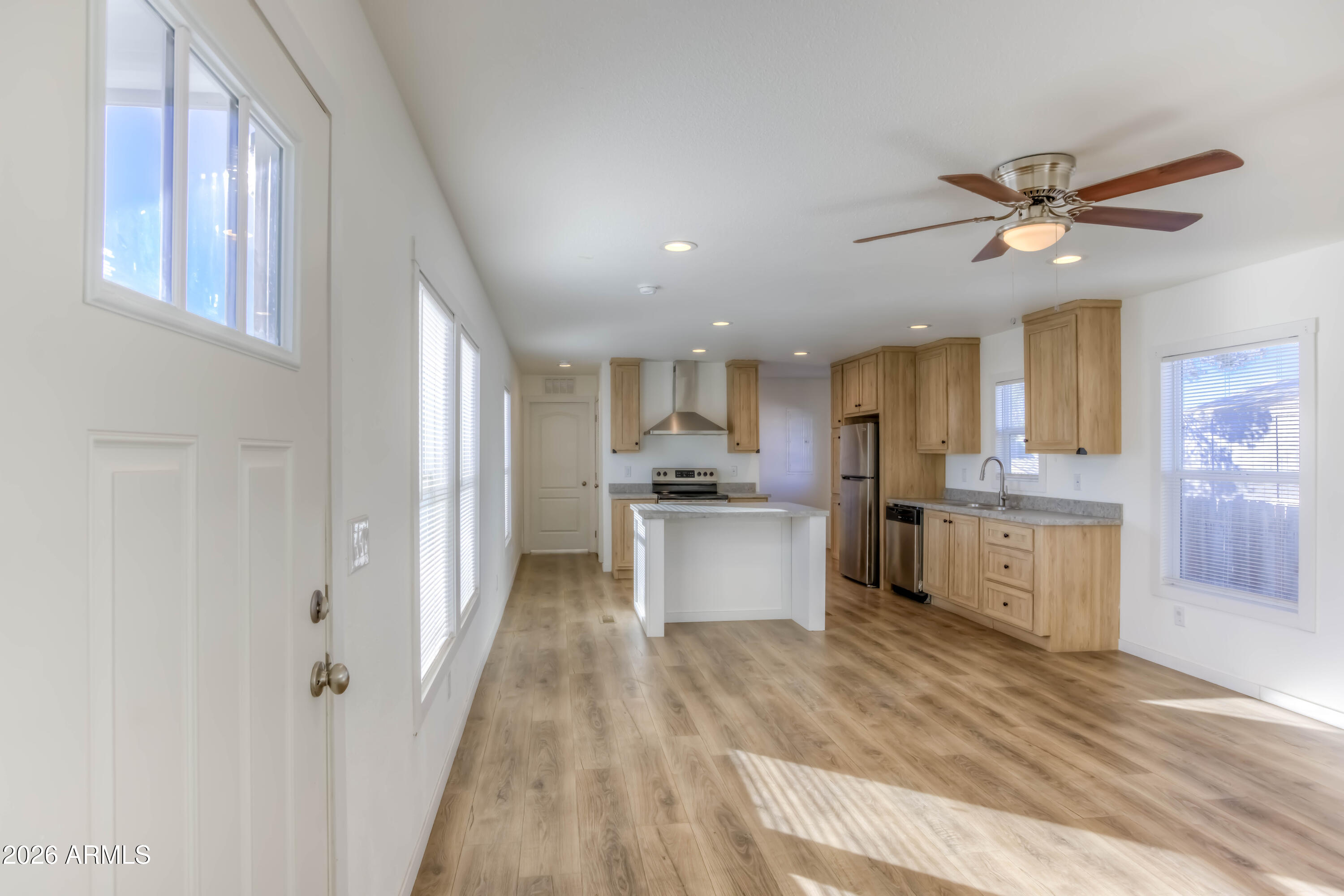 1325 W Silverlake Road 9