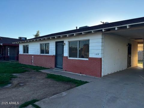 1328 N 41ST Avenue Phoenix AZ 85009