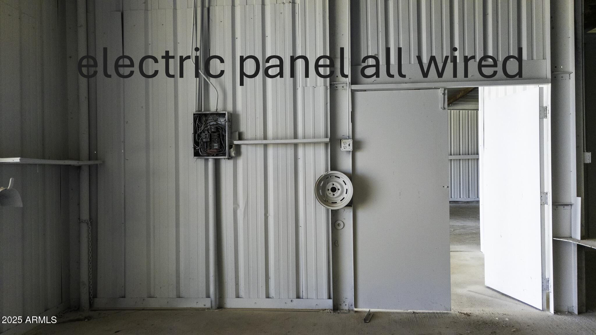 330 N WARREN Road 50161001G