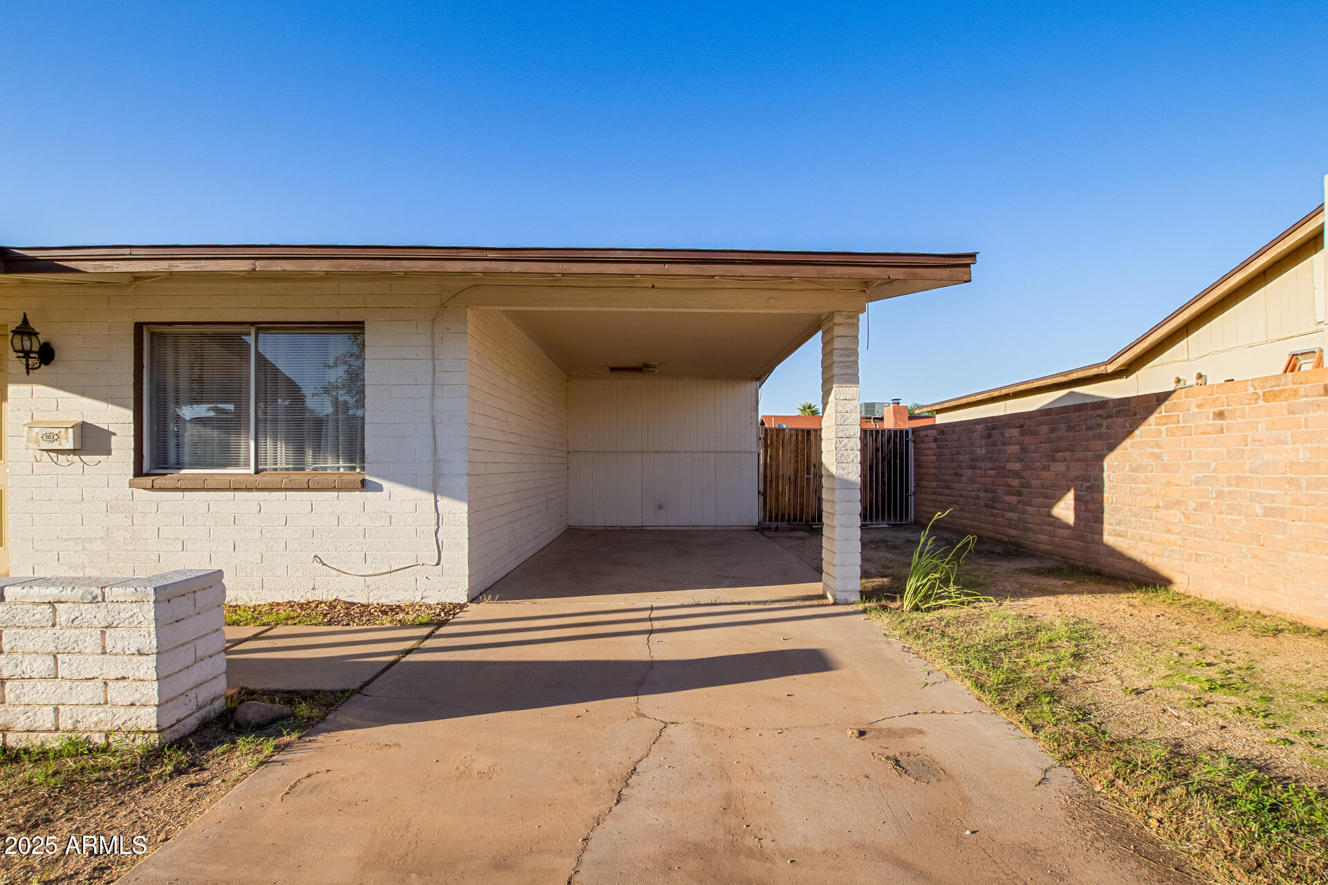 8414 W MONTEROSA Street