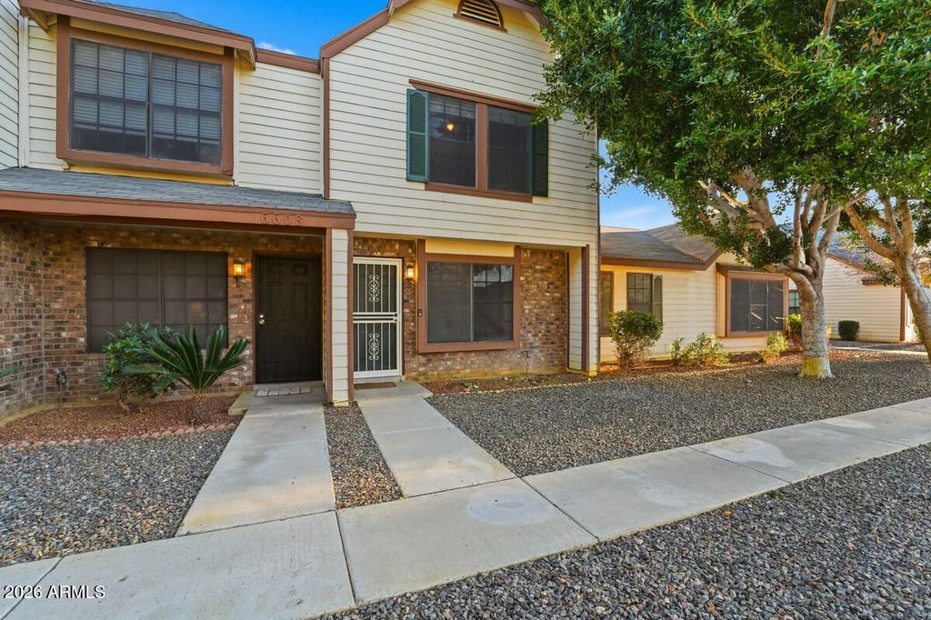 Photo of 6610 W Kingston Lane, Glendale, AZ 85306 (MLS # 6989774)