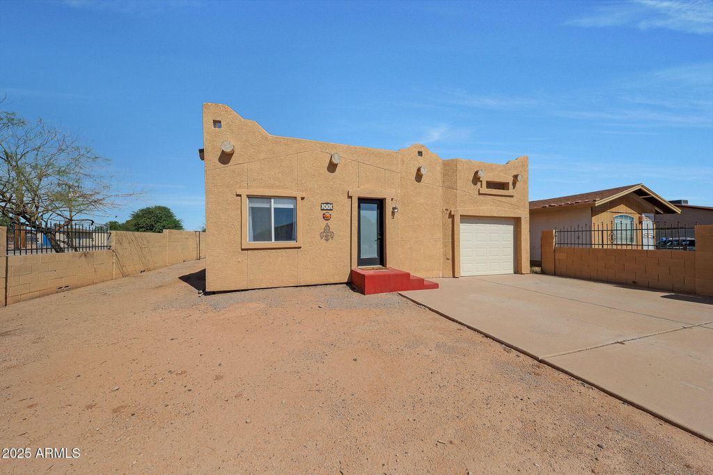 Photo of 272 W Bealey Avenue, Coolidge, AZ 85128 (MLS # 6941565)
