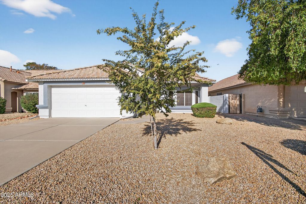 Photo of 552 E Jasper Drive, Gilbert, AZ 85296 (MLS # 6957707)