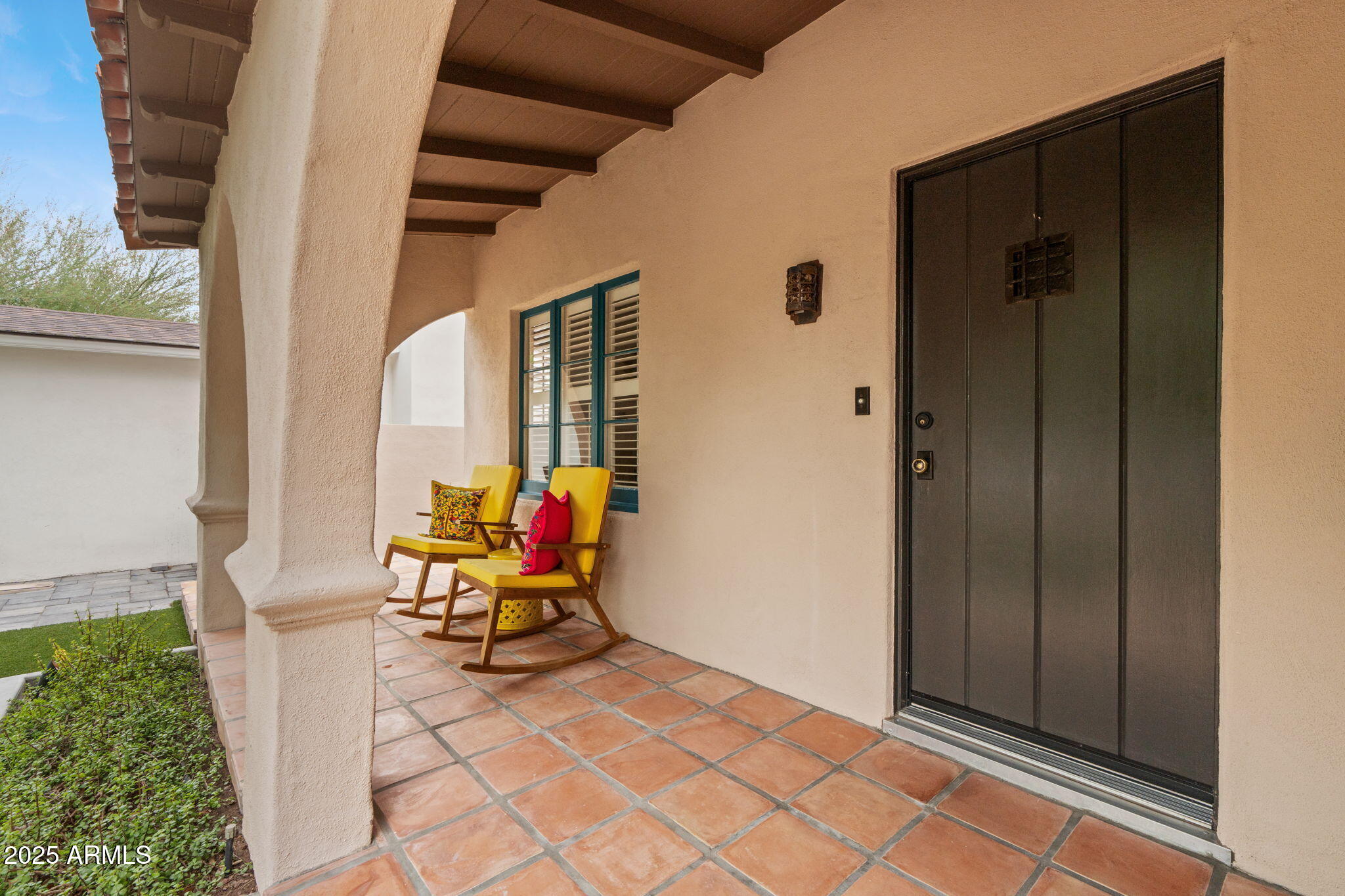 307 E CATALINA Drive