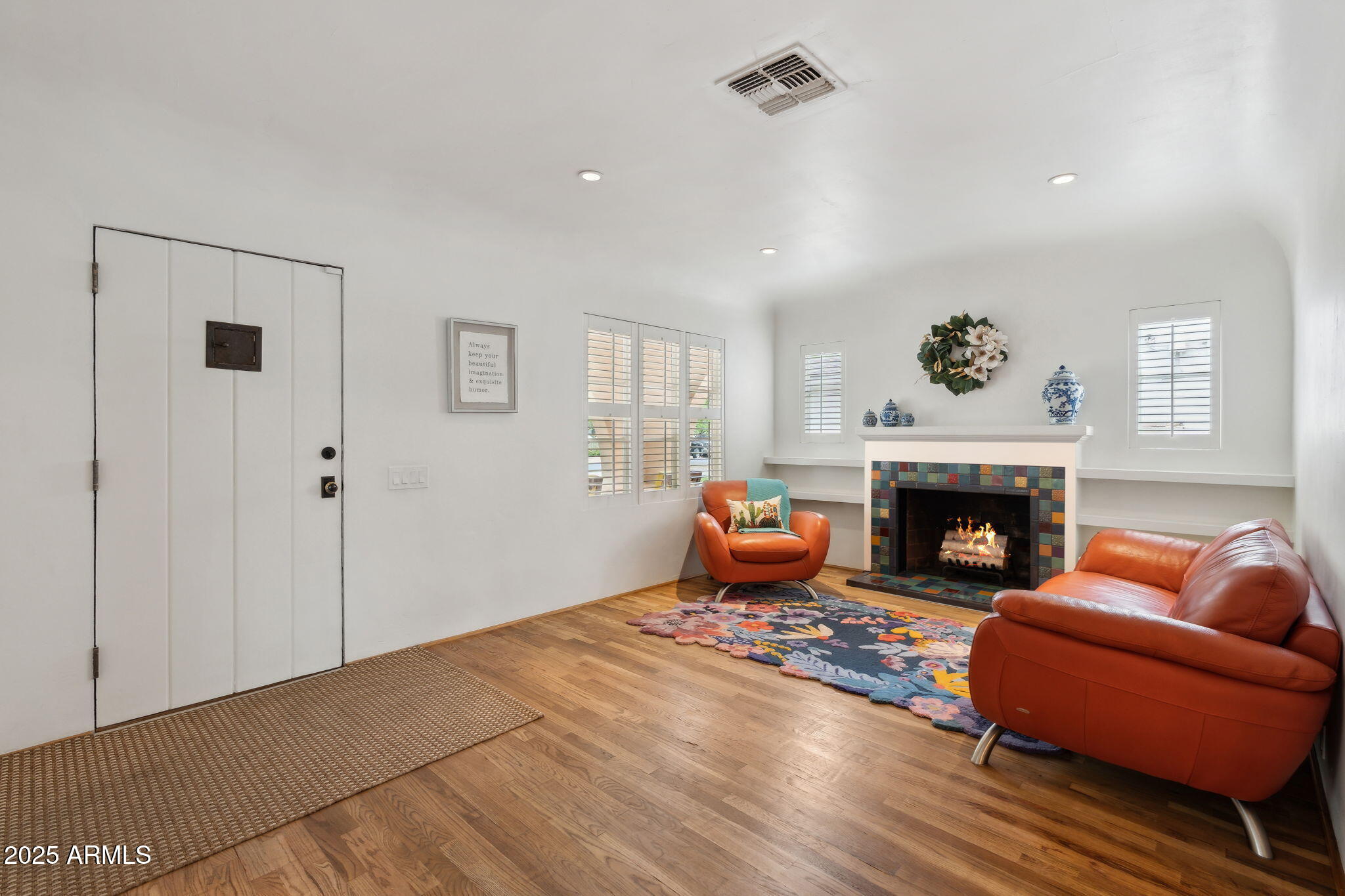 307 E CATALINA Drive