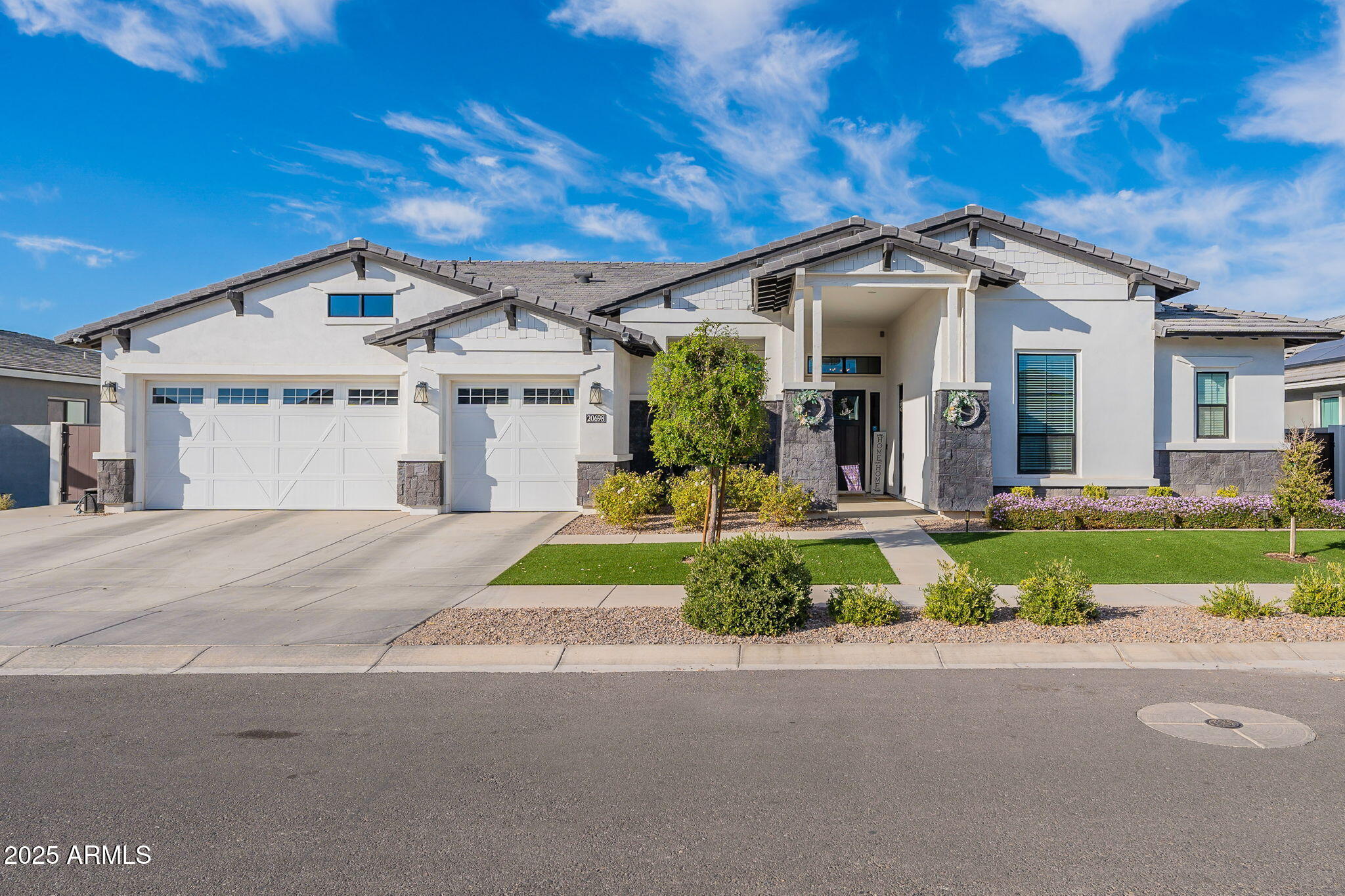 Queen Creek, Arizona 85142, United States, 5 Bedrooms Bedrooms, ,5 BathroomsBathrooms,Residential,Active,24574