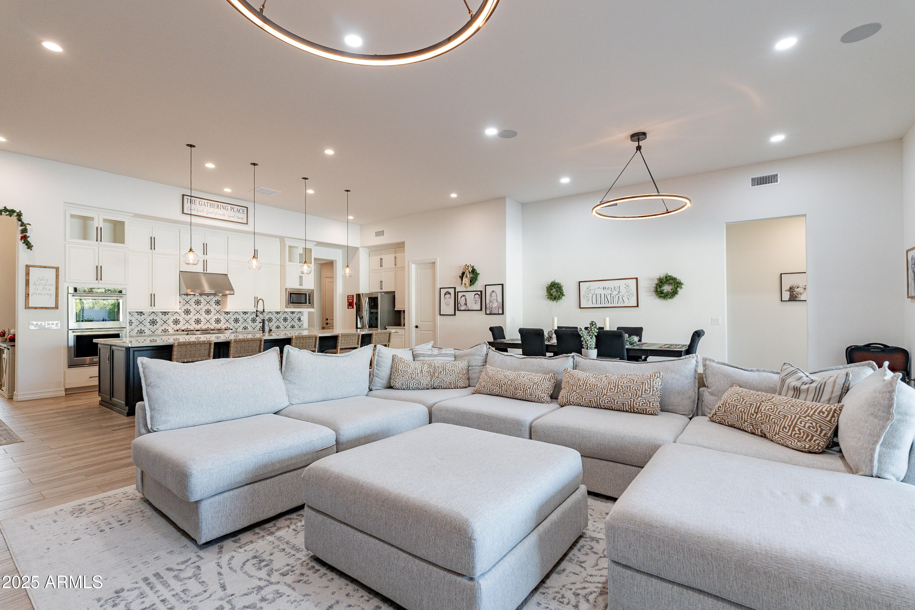 Queen Creek, Arizona 85142, United States, 5 Bedrooms Bedrooms, ,5 BathroomsBathrooms,Residential,Active,24574