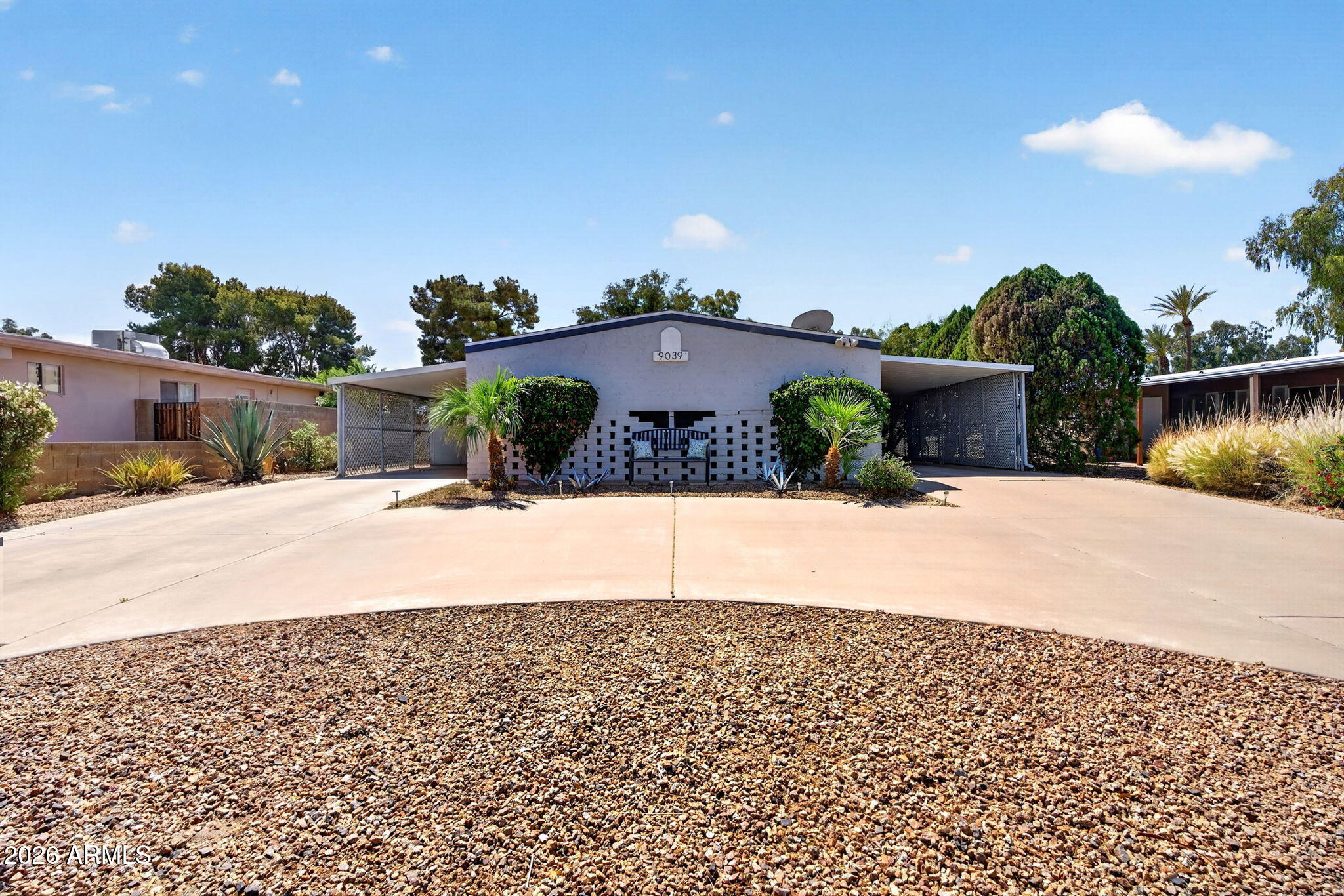 9039 E FAIRWAY Boulevard