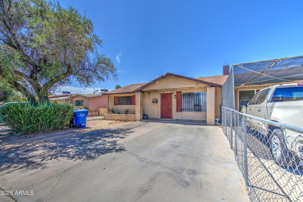 Photo of 5040 N 41st Drive, Phoenix, AZ 85019 (MLS # 7072563)
